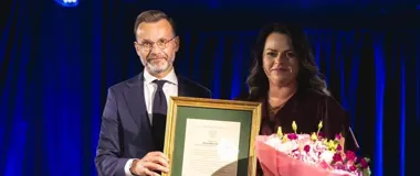 Trzy dekady wsparcia i pracy z podopiecznymi. Zasłużeni pracownicy z medalami